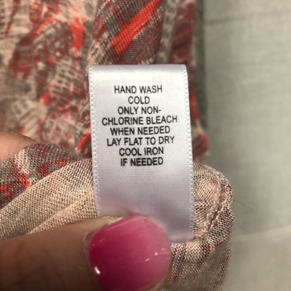 Kirra Semi-Sheer Lace Panel Poncho Top - Picture 7 of 7